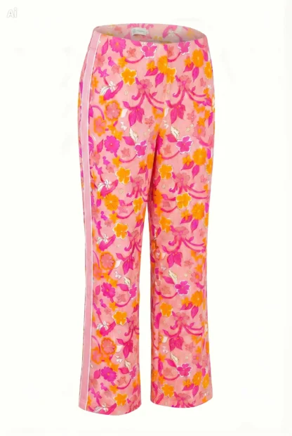 Floral wide-leg pants front side view